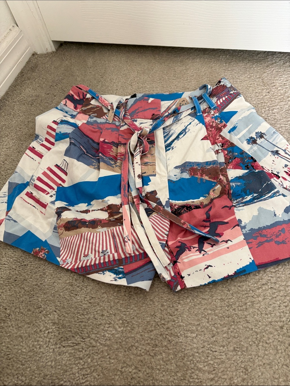 White House Black Market Multicolor Printed Tie-Waist Shorts